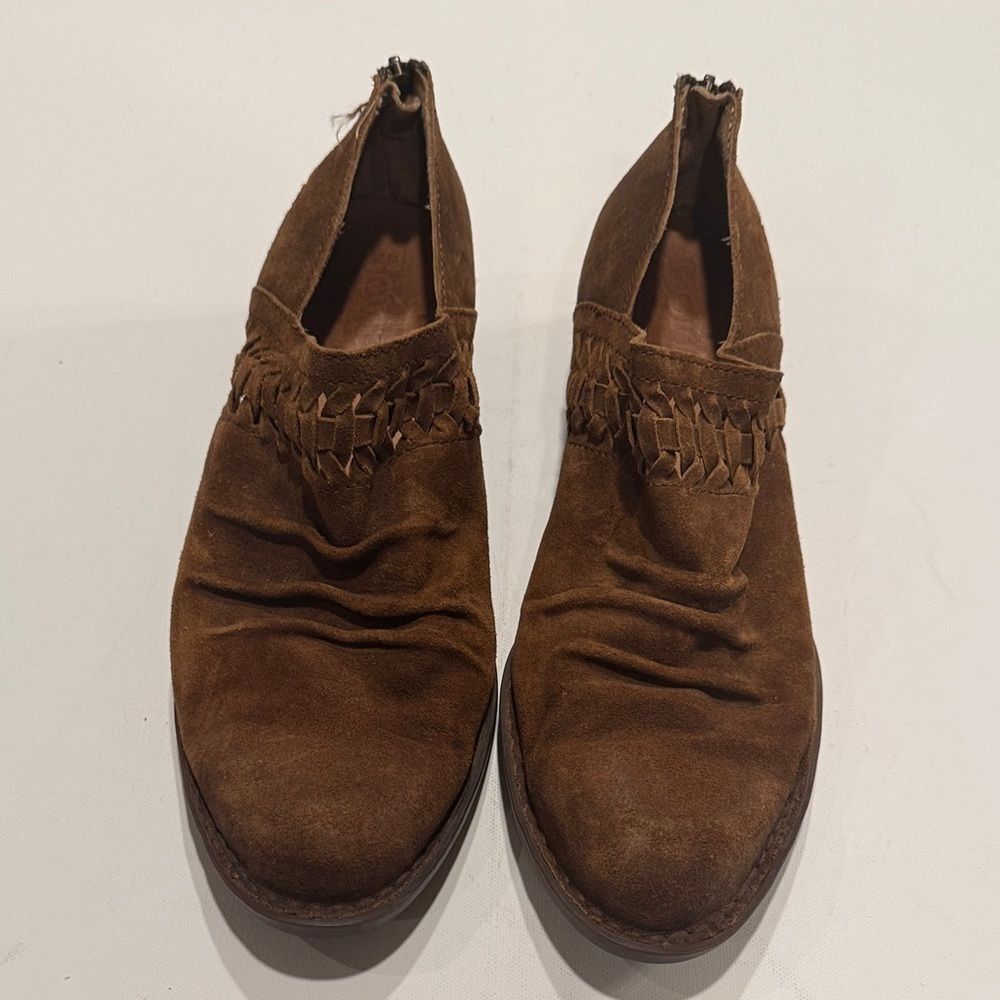 Born Women's Brown Suede Ankle Boots